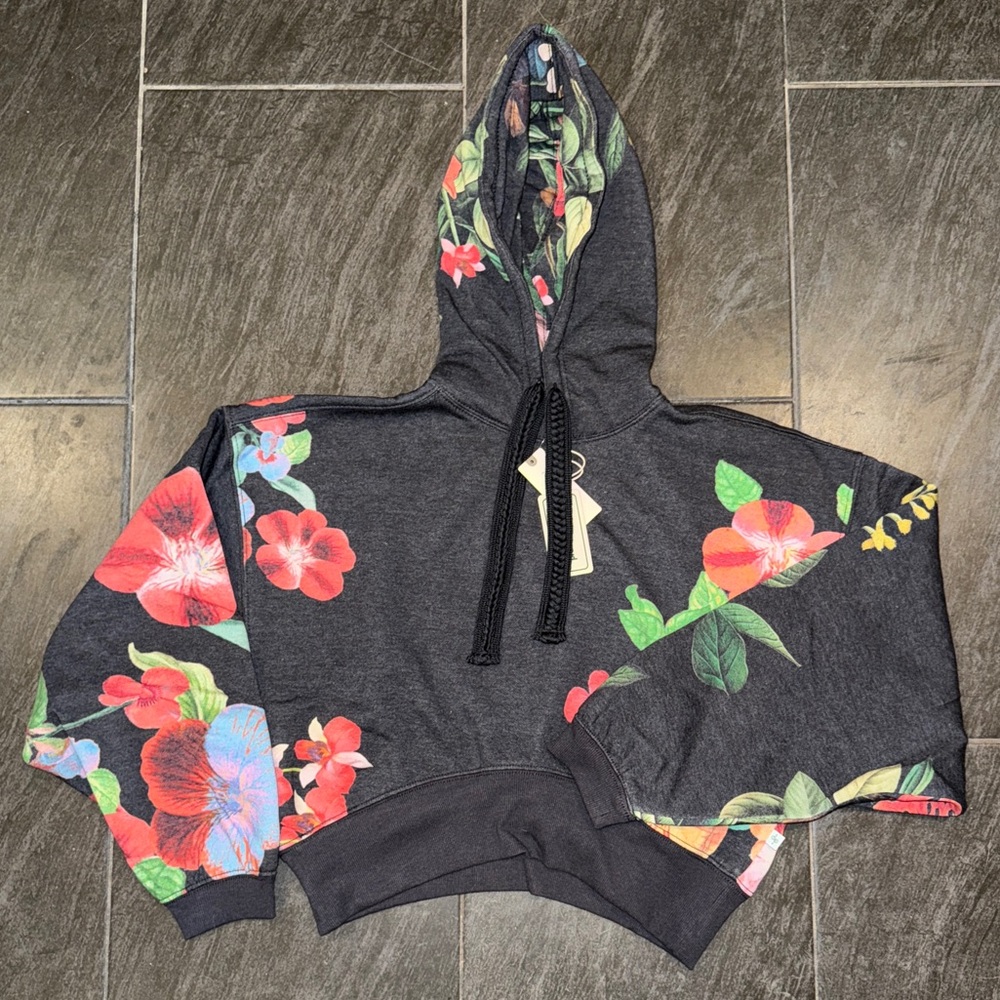Daily Practice Crop Hooded Sweatshirt Flowers